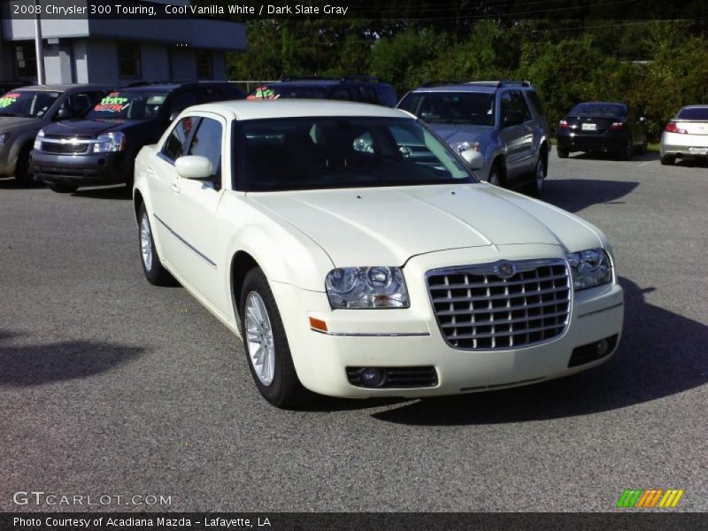 Cool Vanilla White / Dark Slate Gray 2008 Chrysler 300 Touring