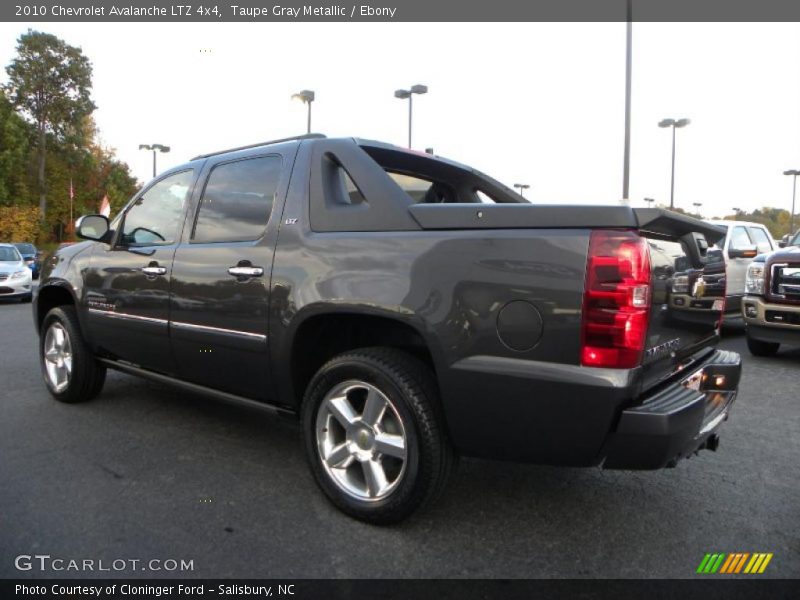 Taupe Gray Metallic / Ebony 2010 Chevrolet Avalanche LTZ 4x4