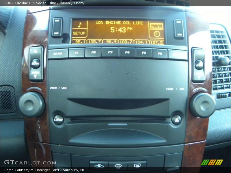 Controls of 2007 CTS Sedan