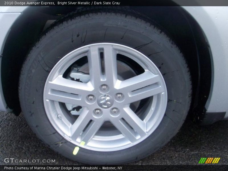 Bright Silver Metallic / Dark Slate Gray 2010 Dodge Avenger Express