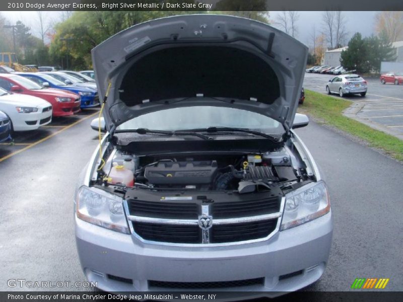 Bright Silver Metallic / Dark Slate Gray 2010 Dodge Avenger Express