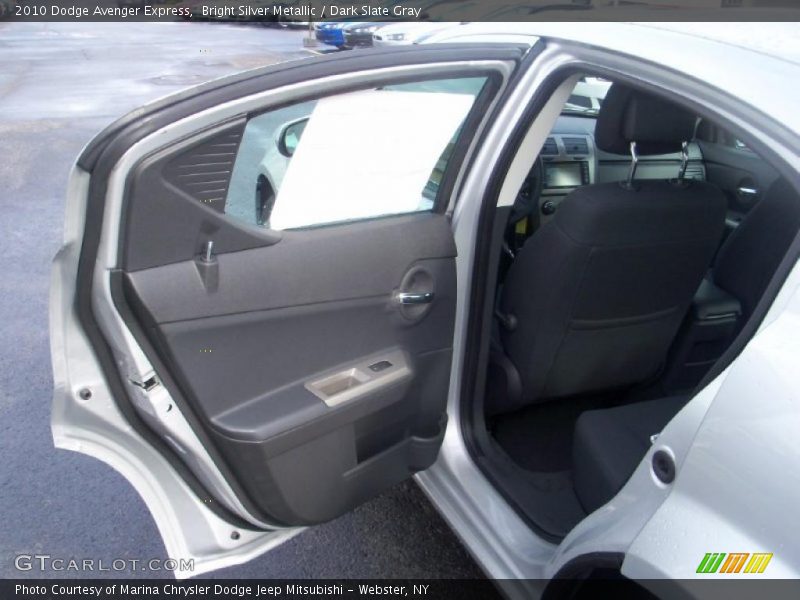 Bright Silver Metallic / Dark Slate Gray 2010 Dodge Avenger Express
