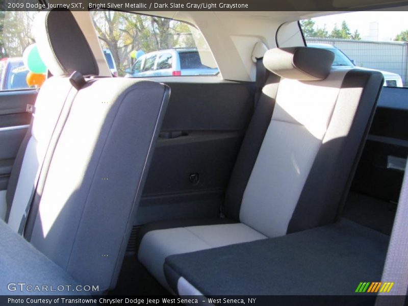 Bright Silver Metallic / Dark Slate Gray/Light Graystone 2009 Dodge Journey SXT