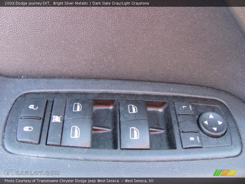 Bright Silver Metallic / Dark Slate Gray/Light Graystone 2009 Dodge Journey SXT