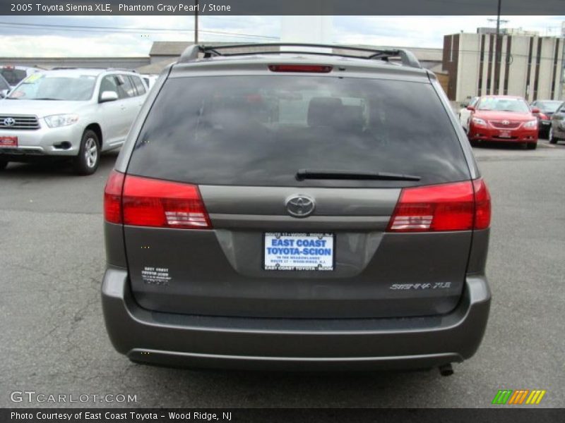 Phantom Gray Pearl / Stone 2005 Toyota Sienna XLE