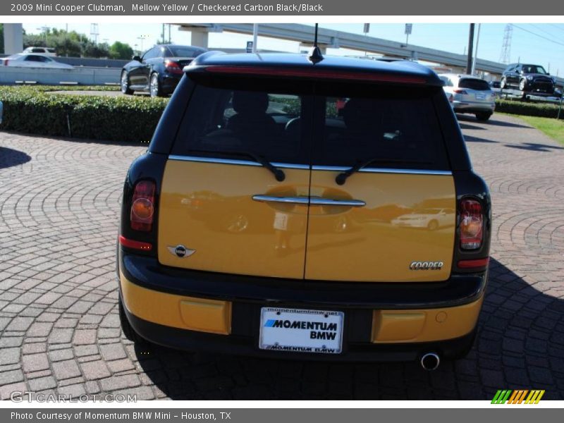 Mellow Yellow / Checkered Carbon Black/Black 2009 Mini Cooper Clubman