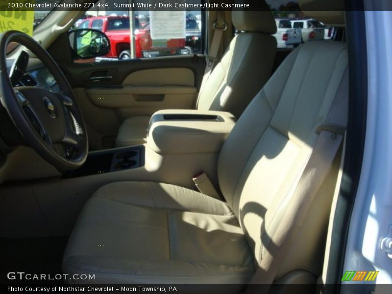 Summit White / Dark Cashmere/Light Cashmere 2010 Chevrolet Avalanche Z71 4x4