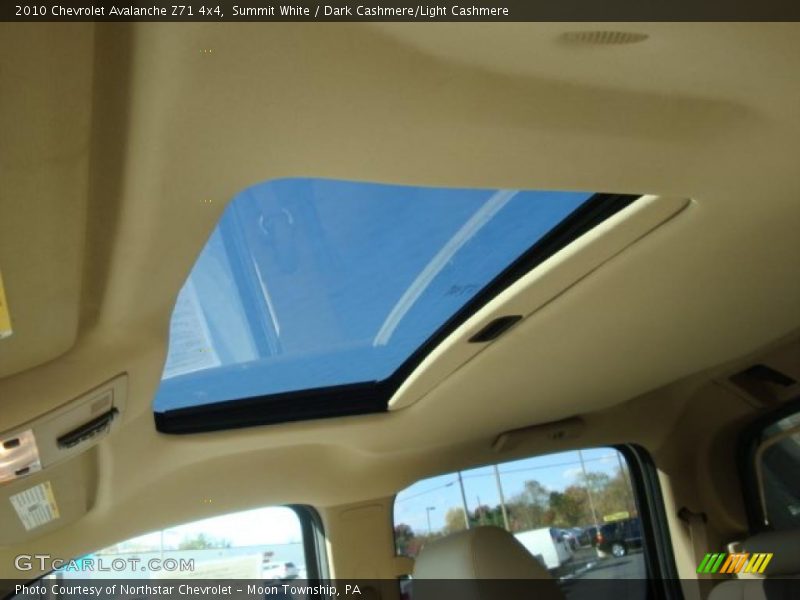 Sunroof of 2010 Avalanche Z71 4x4
