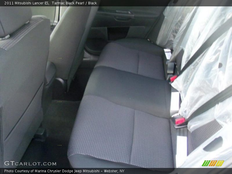 Tarmac Black Pearl / Black 2011 Mitsubishi Lancer ES