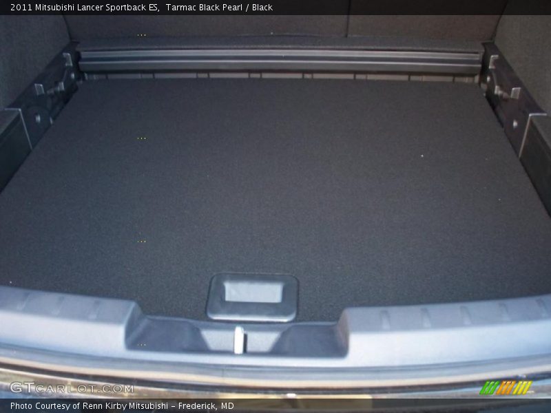 Tarmac Black Pearl / Black 2011 Mitsubishi Lancer Sportback ES