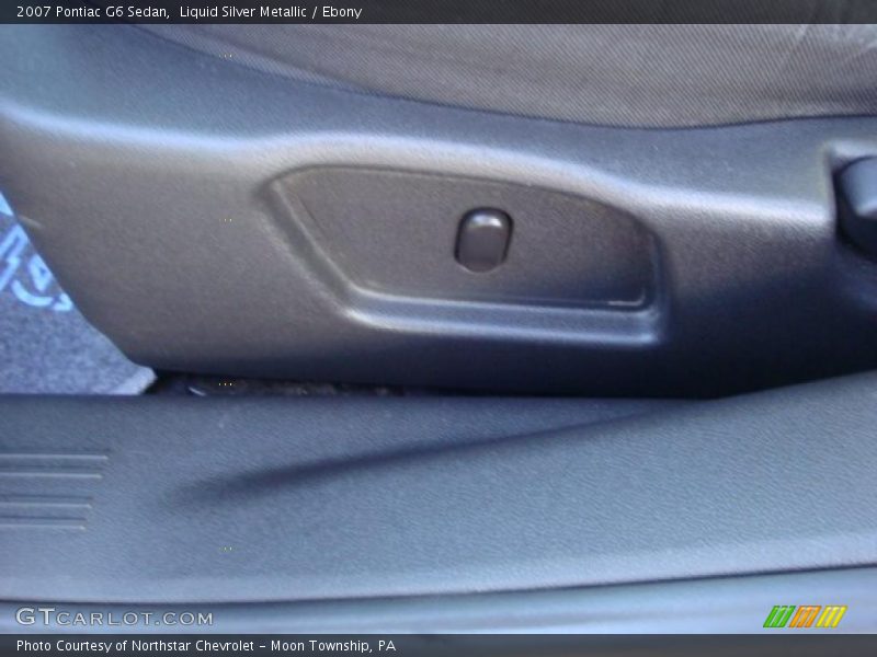 Liquid Silver Metallic / Ebony 2007 Pontiac G6 Sedan
