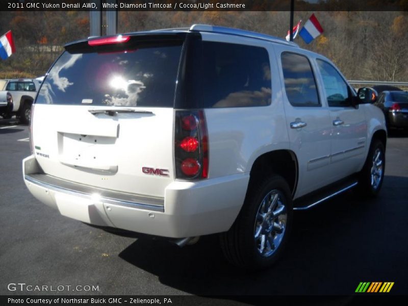 White Diamond Tintcoat / Cocoa/Light Cashmere 2011 GMC Yukon Denali AWD