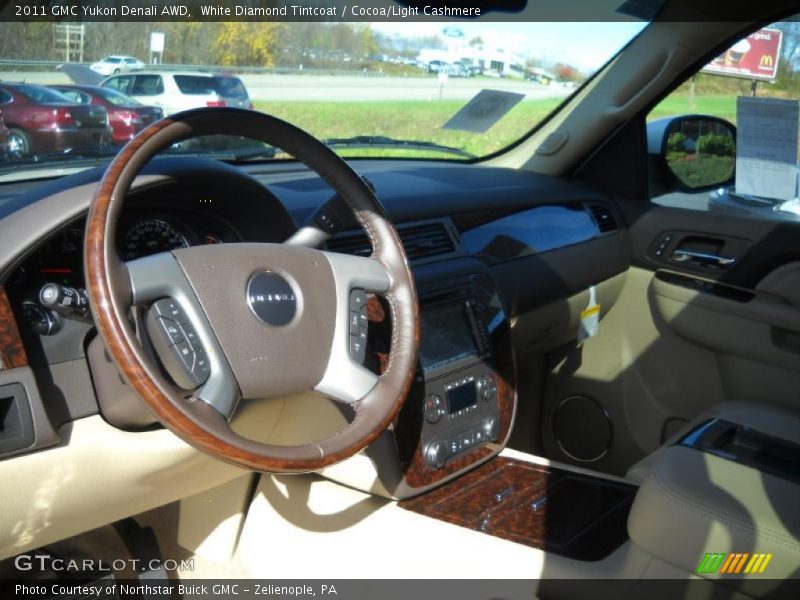 White Diamond Tintcoat / Cocoa/Light Cashmere 2011 GMC Yukon Denali AWD