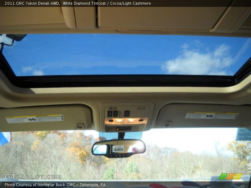 White Diamond Tintcoat / Cocoa/Light Cashmere 2011 GMC Yukon Denali AWD