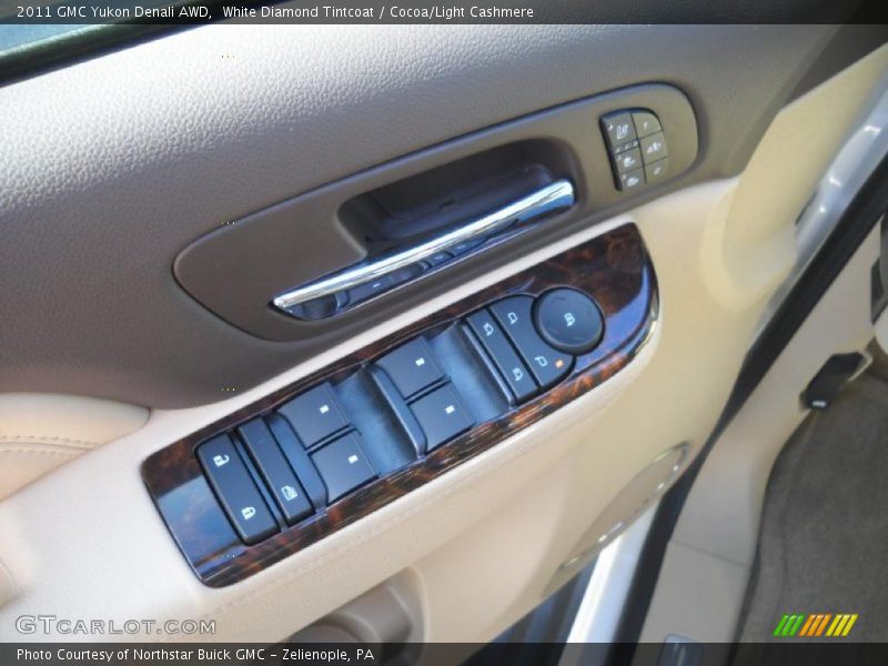 White Diamond Tintcoat / Cocoa/Light Cashmere 2011 GMC Yukon Denali AWD