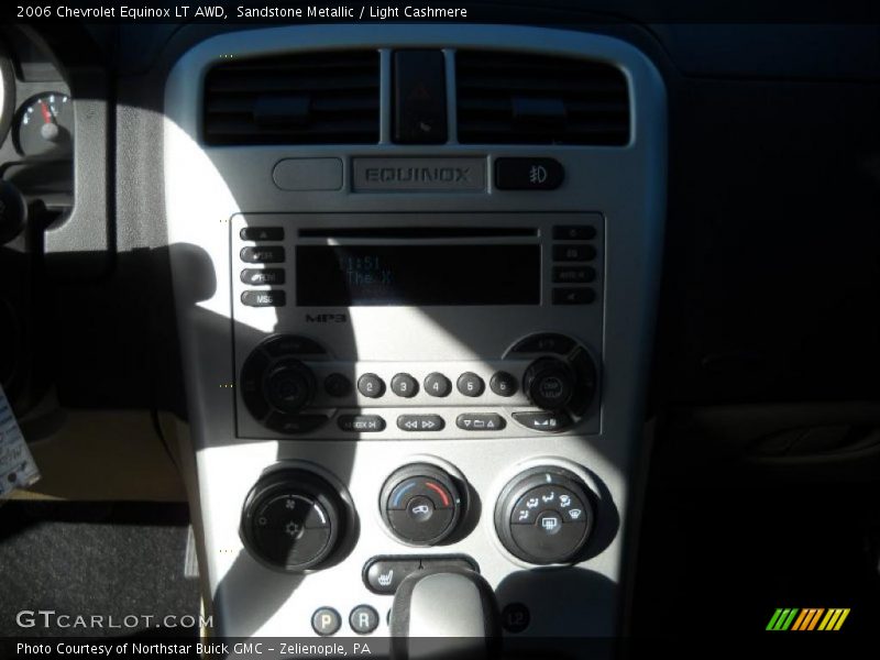 Sandstone Metallic / Light Cashmere 2006 Chevrolet Equinox LT AWD
