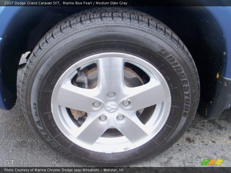  2007 Grand Caravan SXT Wheel