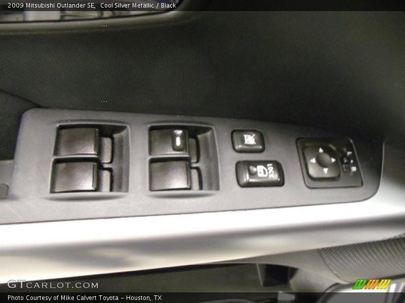 Cool Silver Metallic / Black 2009 Mitsubishi Outlander SE