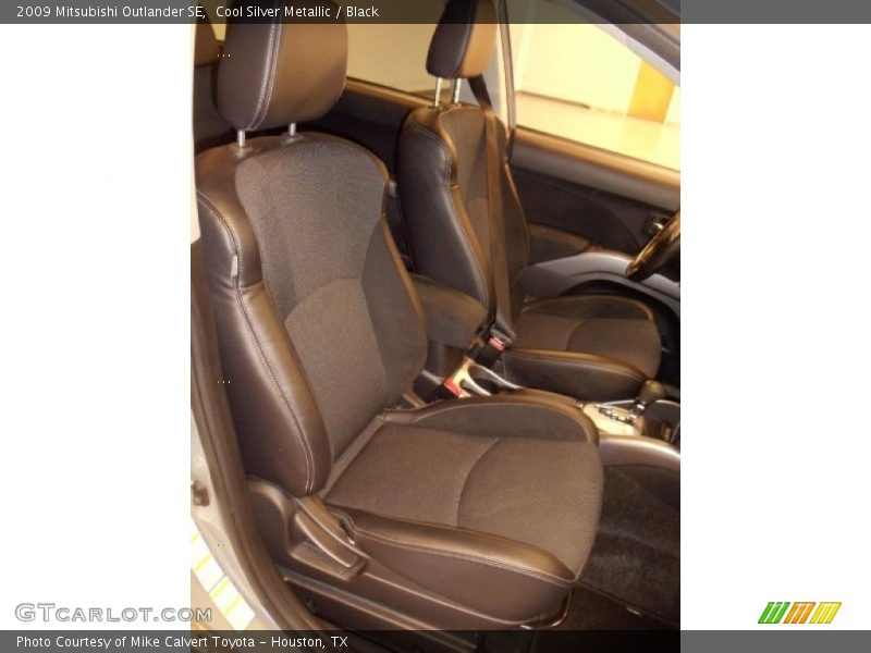 Cool Silver Metallic / Black 2009 Mitsubishi Outlander SE