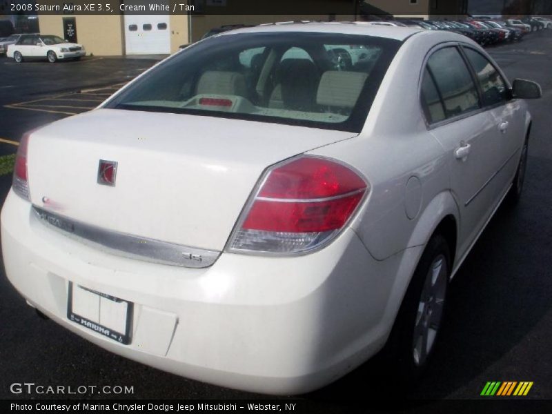 Cream White / Tan 2008 Saturn Aura XE 3.5