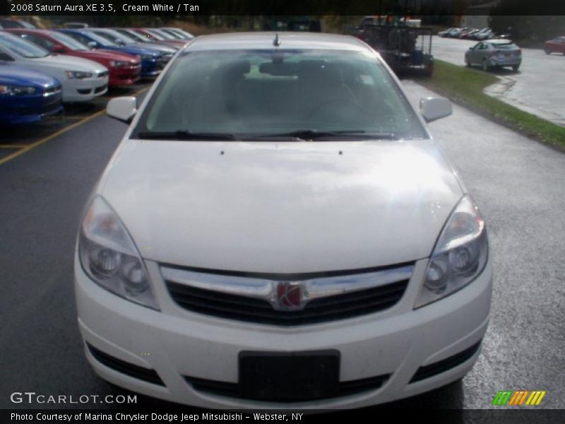 Cream White / Tan 2008 Saturn Aura XE 3.5