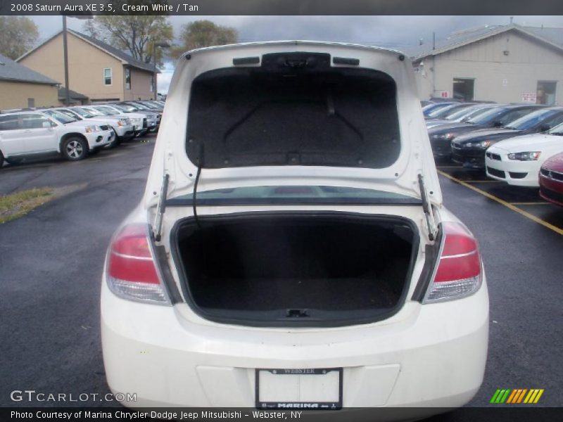 Cream White / Tan 2008 Saturn Aura XE 3.5