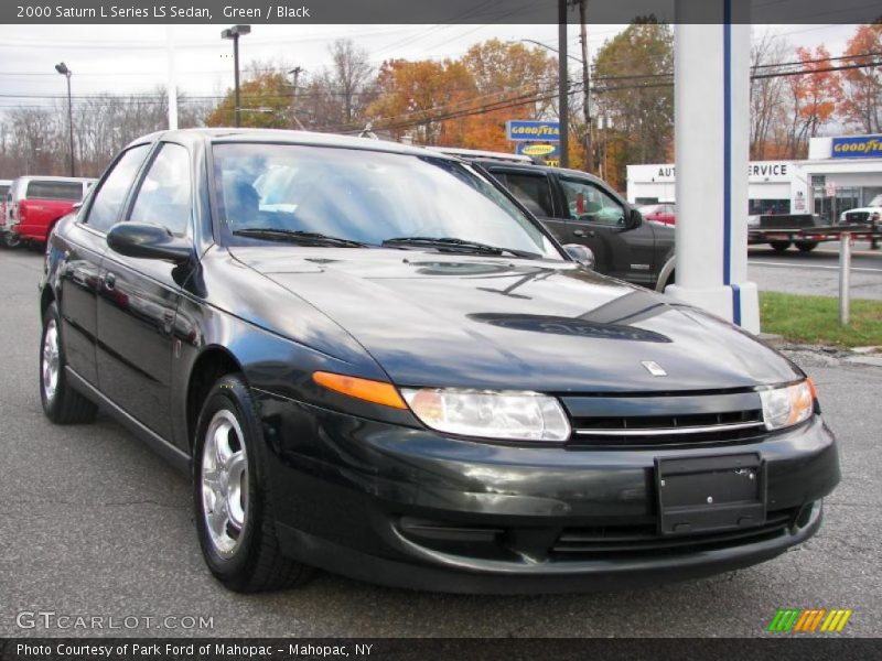 Green / Black 2000 Saturn L Series LS Sedan
