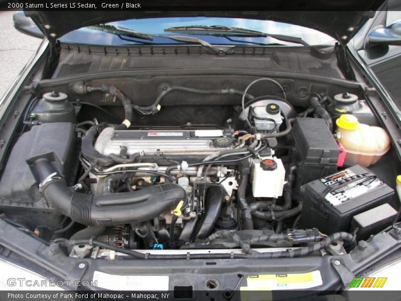 Green / Black 2000 Saturn L Series LS Sedan
