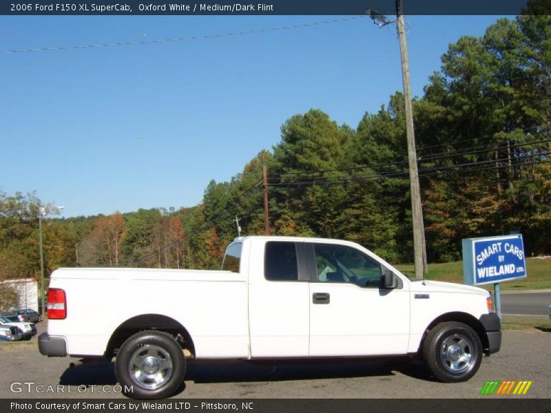 Oxford White / Medium/Dark Flint 2006 Ford F150 XL SuperCab