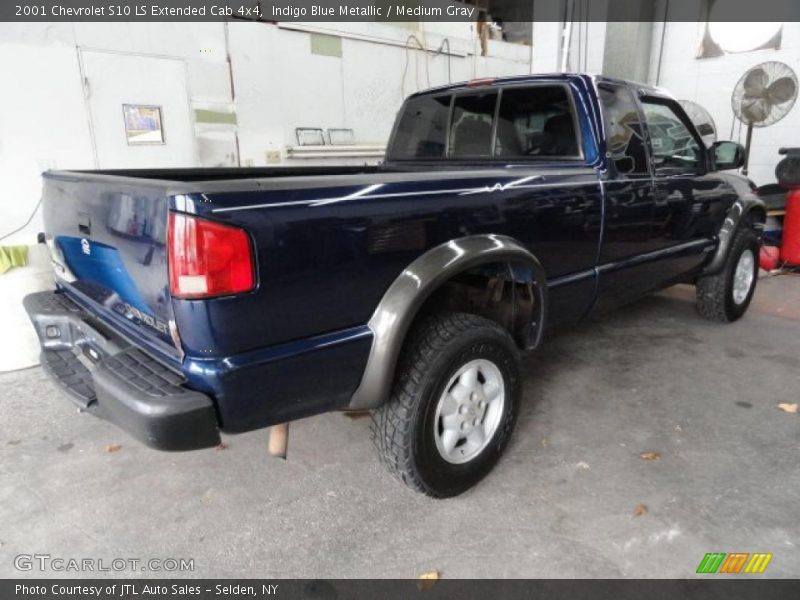 Indigo Blue Metallic / Medium Gray 2001 Chevrolet S10 LS Extended Cab 4x4