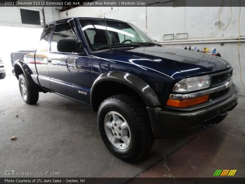 Indigo Blue Metallic / Medium Gray 2001 Chevrolet S10 LS Extended Cab 4x4