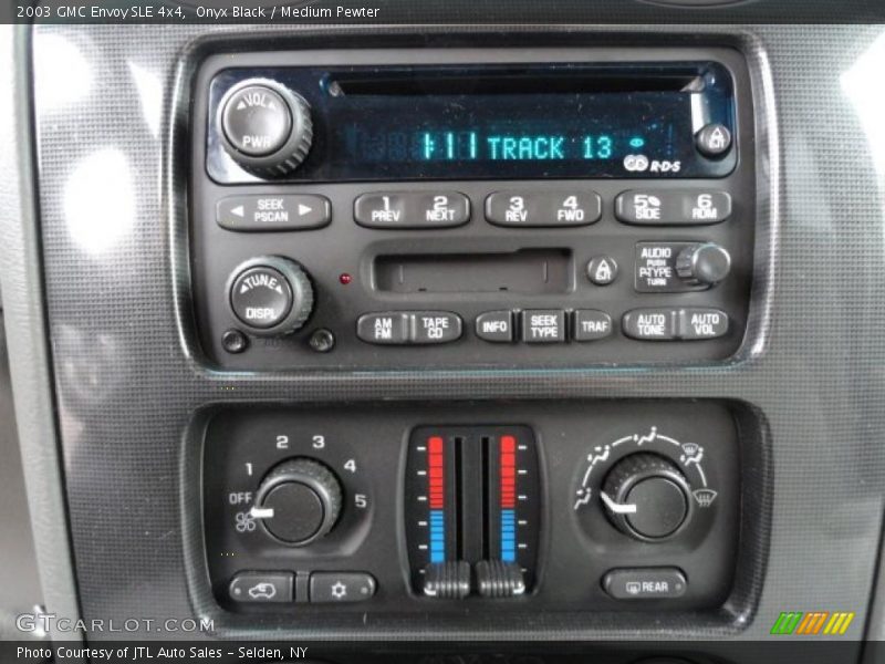 Onyx Black / Medium Pewter 2003 GMC Envoy SLE 4x4