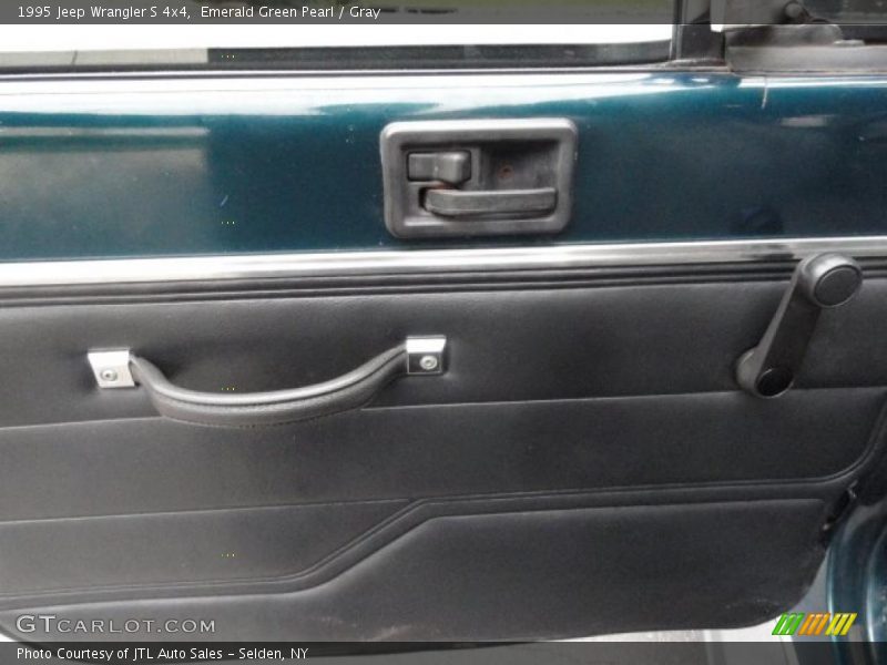 Emerald Green Pearl / Gray 1995 Jeep Wrangler S 4x4