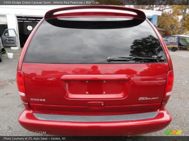 Inferno Red Pearlcoat / Mist Gray 2000 Dodge Grand Caravan Sport