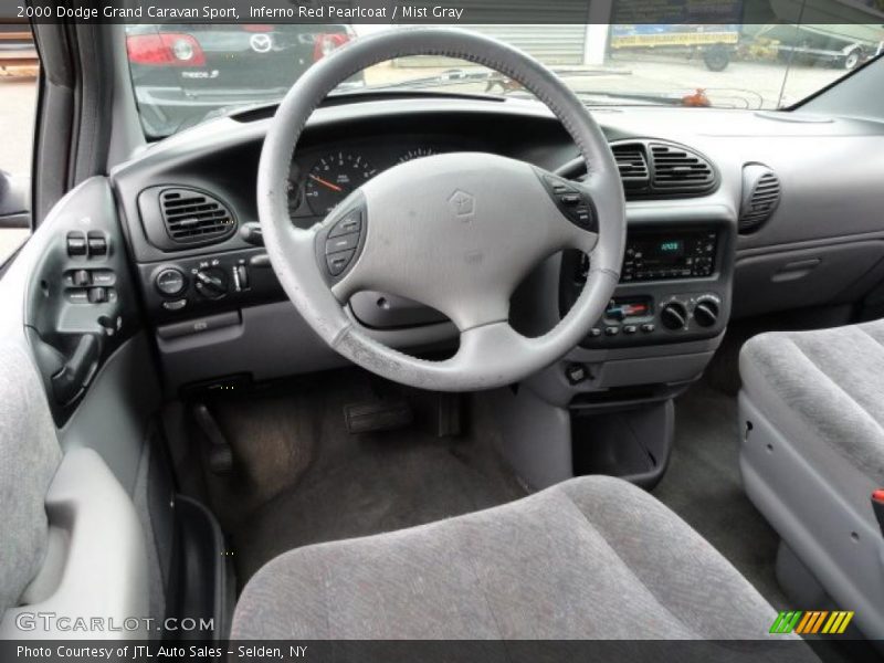 Dashboard of 2000 Grand Caravan Sport