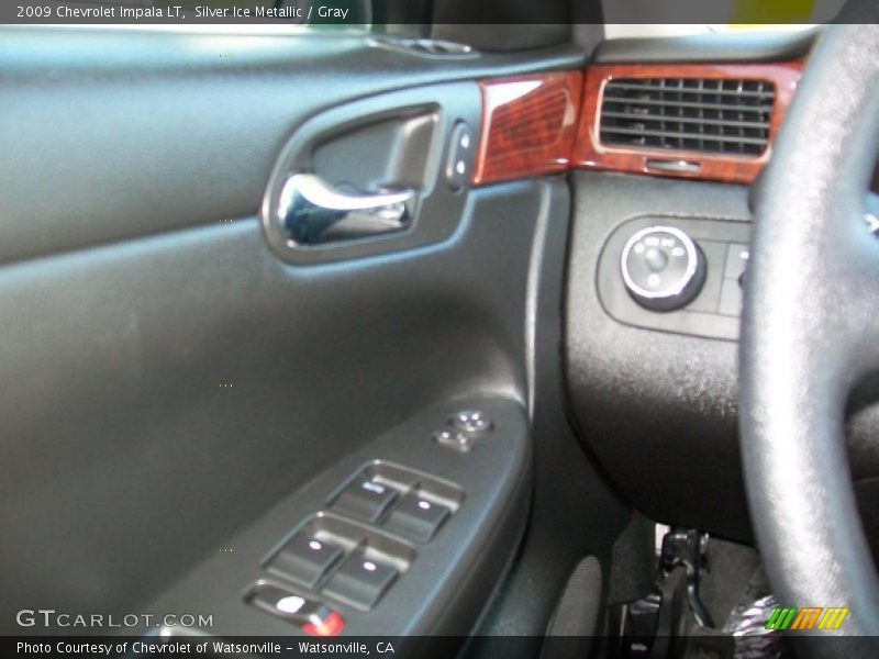 Silver Ice Metallic / Gray 2009 Chevrolet Impala LT