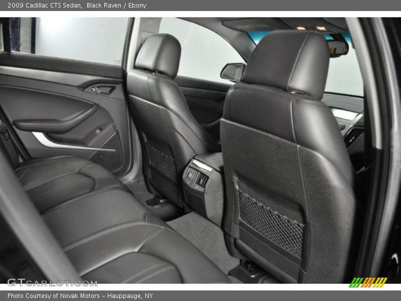  2009 CTS Sedan Ebony Interior