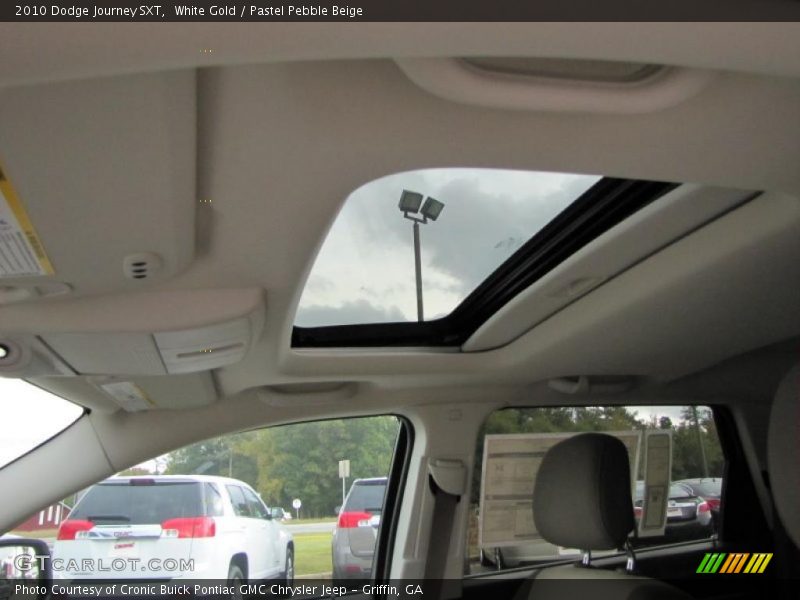 White Gold / Pastel Pebble Beige 2010 Dodge Journey SXT