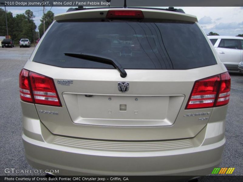 White Gold / Pastel Pebble Beige 2010 Dodge Journey SXT