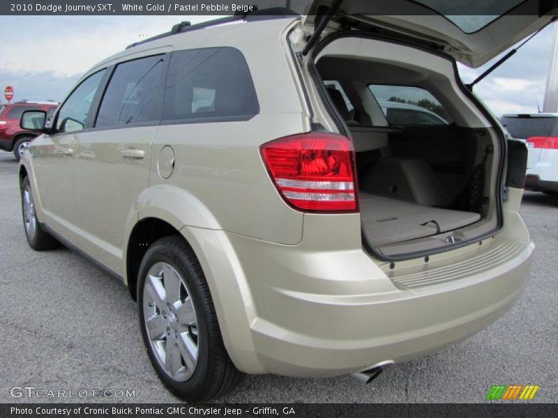 White Gold / Pastel Pebble Beige 2010 Dodge Journey SXT