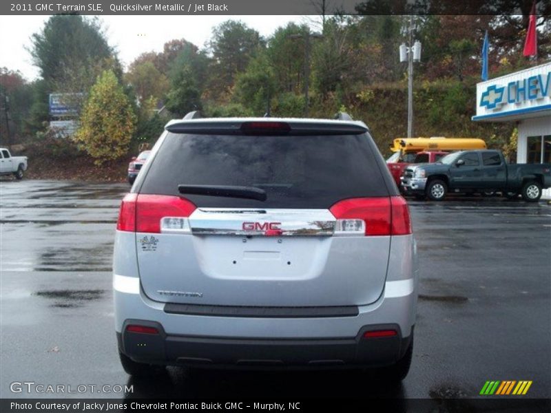 Quicksilver Metallic / Jet Black 2011 GMC Terrain SLE