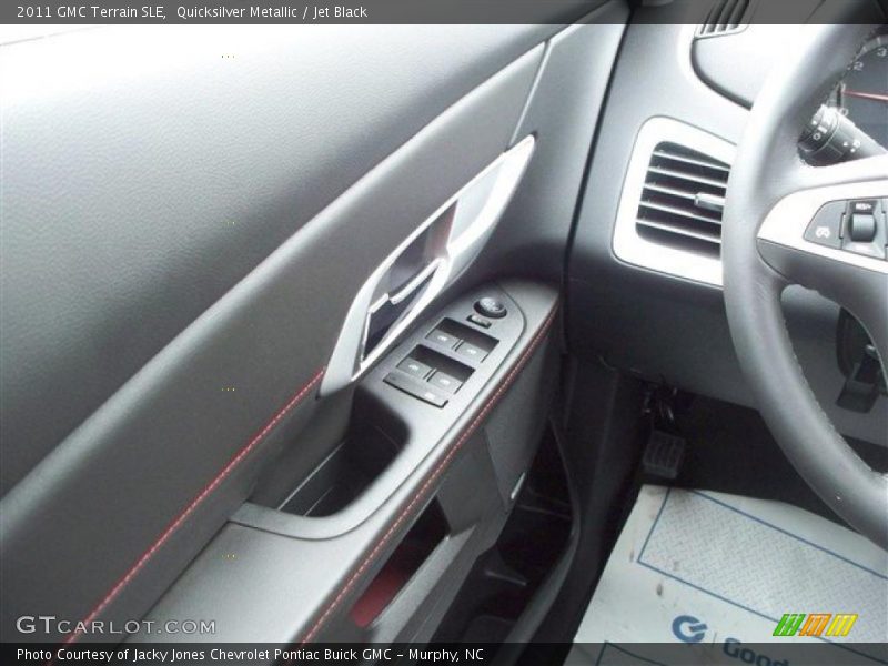 Quicksilver Metallic / Jet Black 2011 GMC Terrain SLE