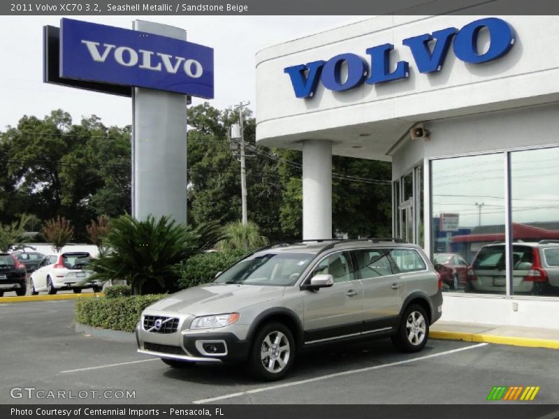 Seashell Metallic / Sandstone Beige 2011 Volvo XC70 3.2