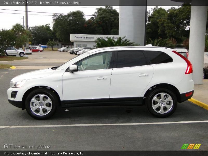 Ice White / Sandstone Beige 2011 Volvo XC60 3.2