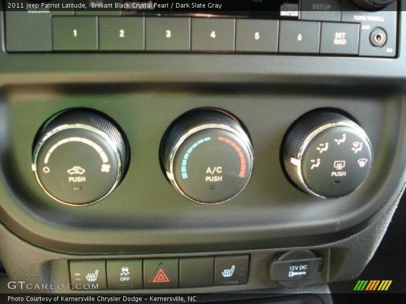 Controls of 2011 Patriot Latitude