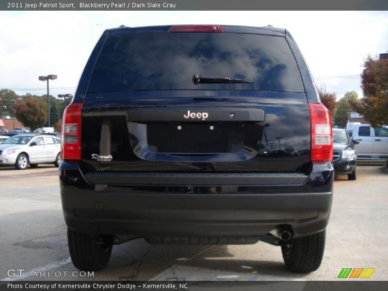 Blackberry Pearl / Dark Slate Gray 2011 Jeep Patriot Sport