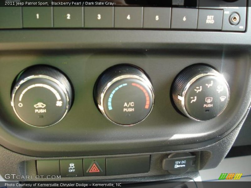 Blackberry Pearl / Dark Slate Gray 2011 Jeep Patriot Sport