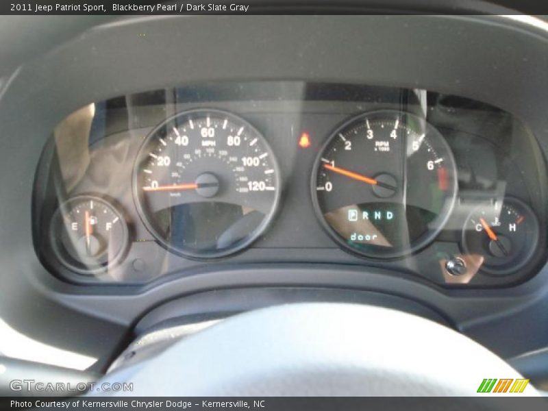 Blackberry Pearl / Dark Slate Gray 2011 Jeep Patriot Sport