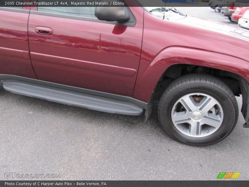 Majestic Red Metallic / Ebony 2005 Chevrolet TrailBlazer LT 4x4