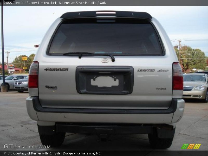 Millennium Silver Metallic / Oak 2000 Toyota 4Runner Limited 4x4